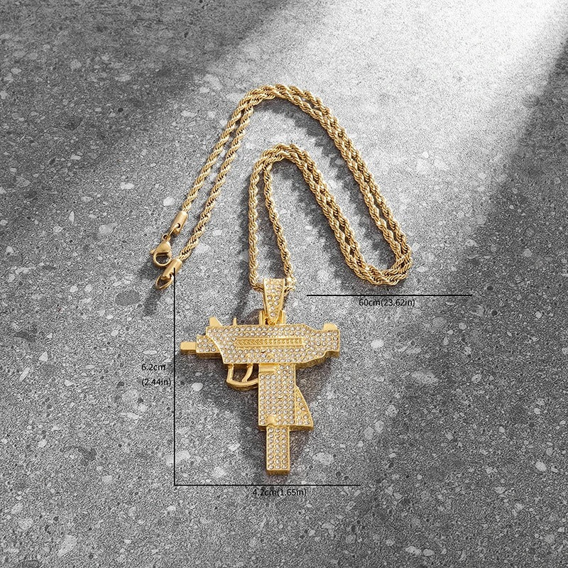 collier pendentif mitraillette uzi