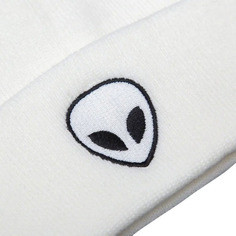 Bonnet streetwear Alien blanc