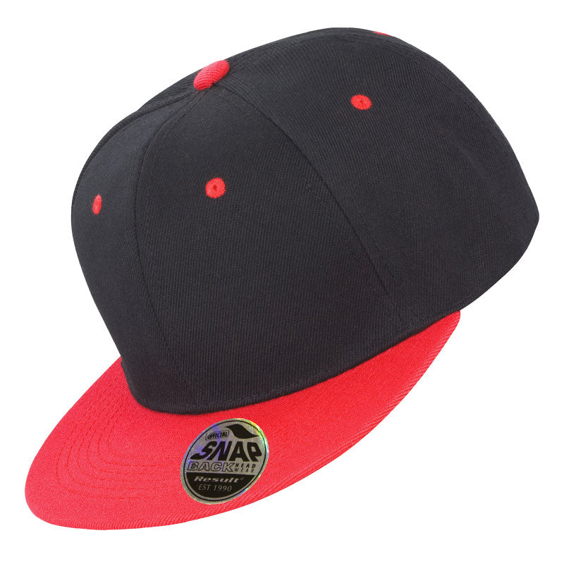 casquette snapback noir et rouge