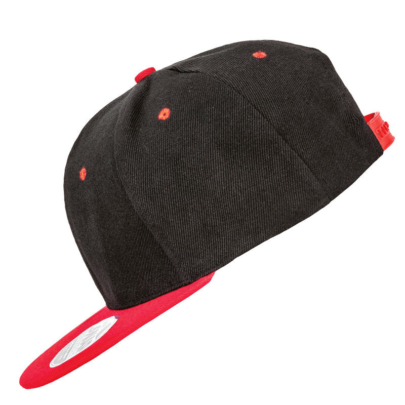 snapback noir et rouge